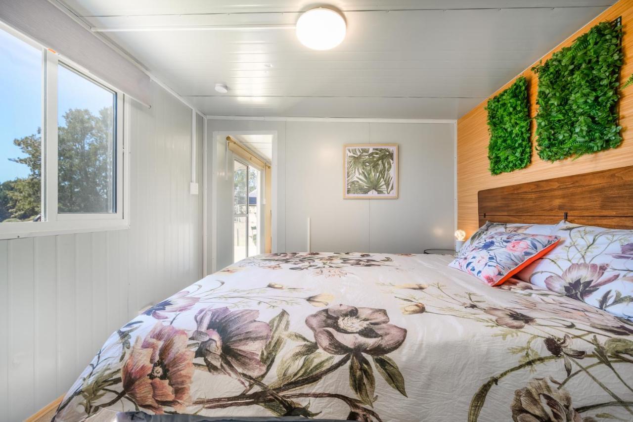 Cosy Cabin To Stay Even Better Than Glamping Pukekohe Εξωτερικό φωτογραφία