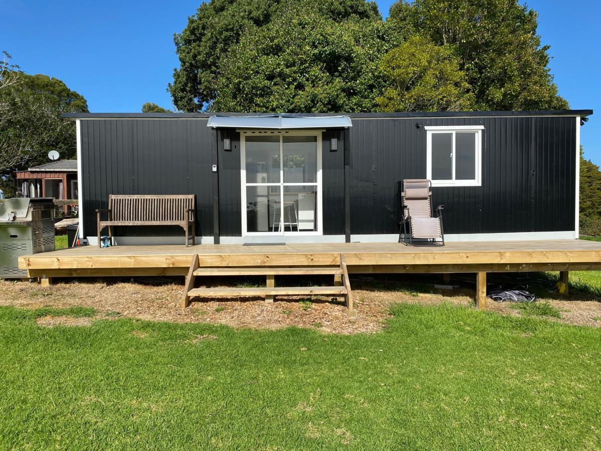 Cosy Cabin To Stay Even Better Than Glamping Pukekohe Εξωτερικό φωτογραφία